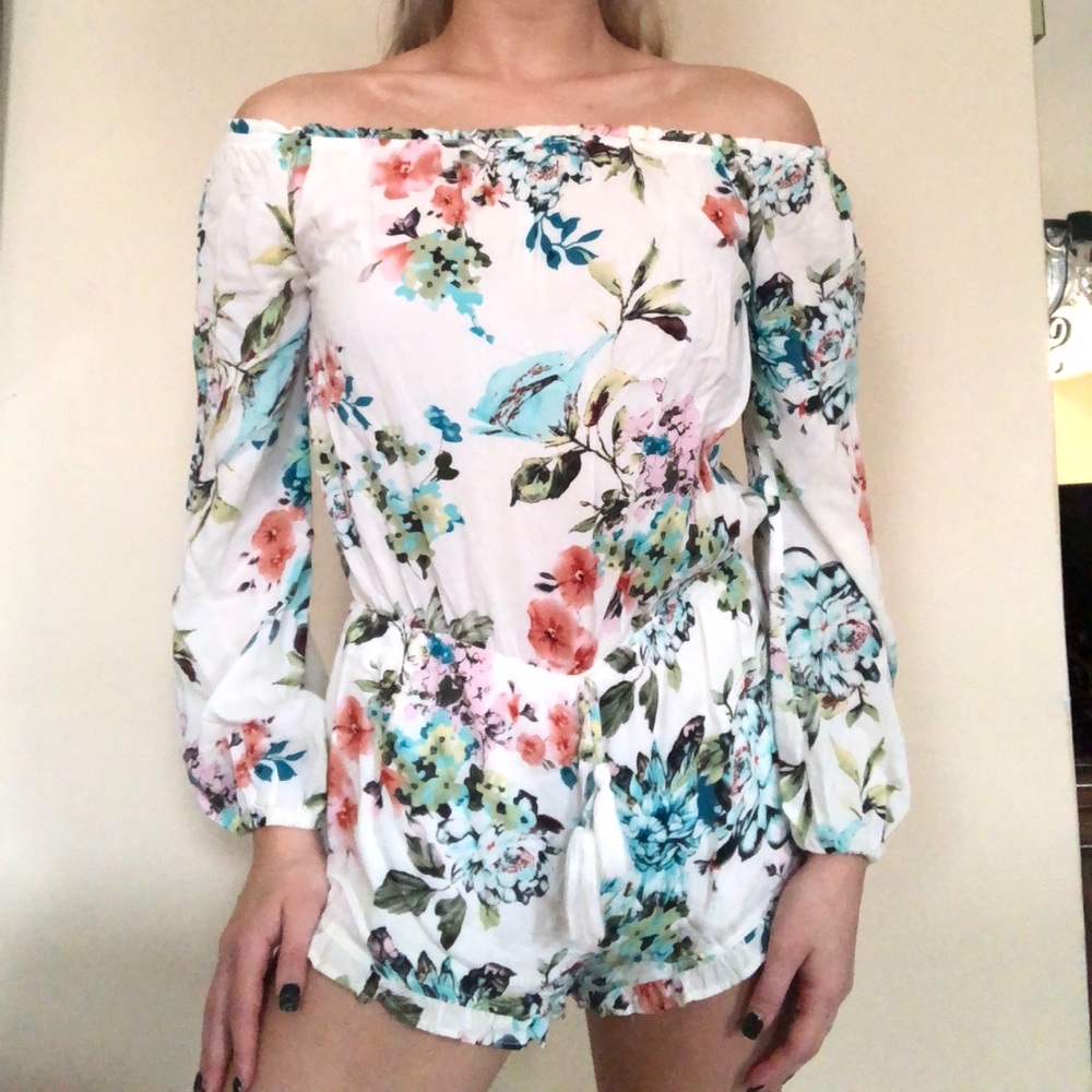 Long sleeved floral romper